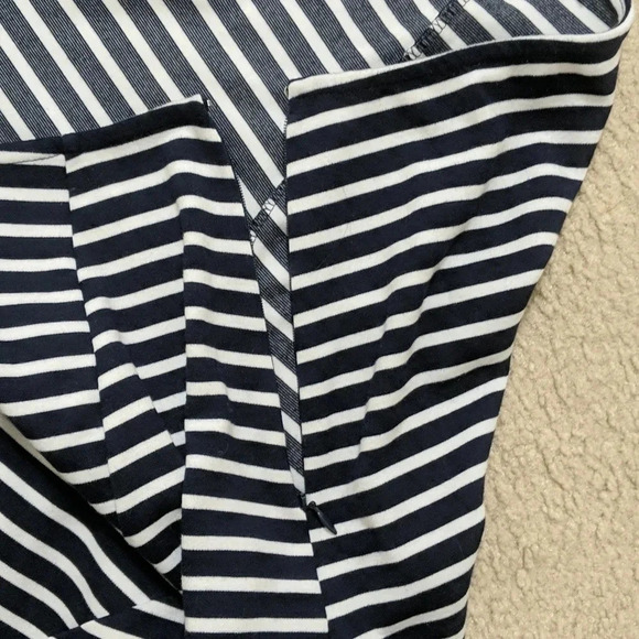 Gap Soft Ponte Skirt | Color Navy stripe | Size XL - Picture 4 of 8